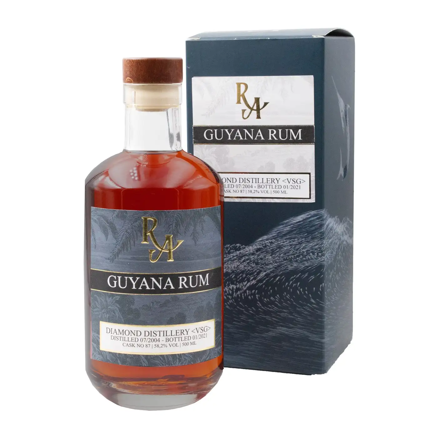 Bottle of Diamond RA Guyana Rum VSG 2004